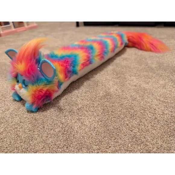 32 Long Furby DJ Interactive Toy Super Snuggly Rainbow Electronic Plush - Picture 5 of 6